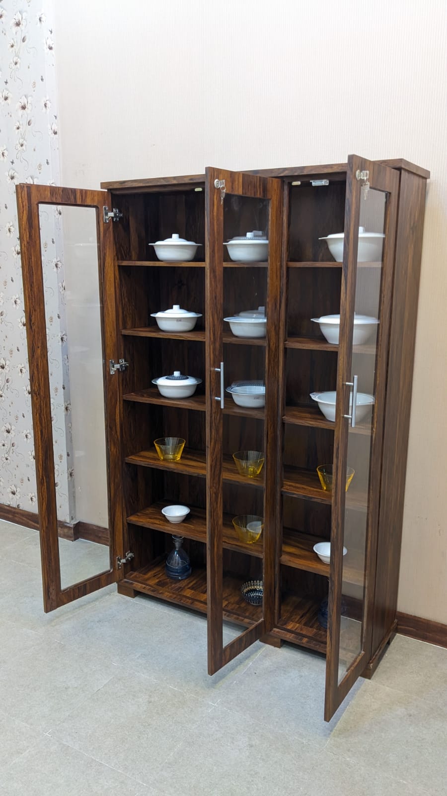 Brand New 3 Door Divider