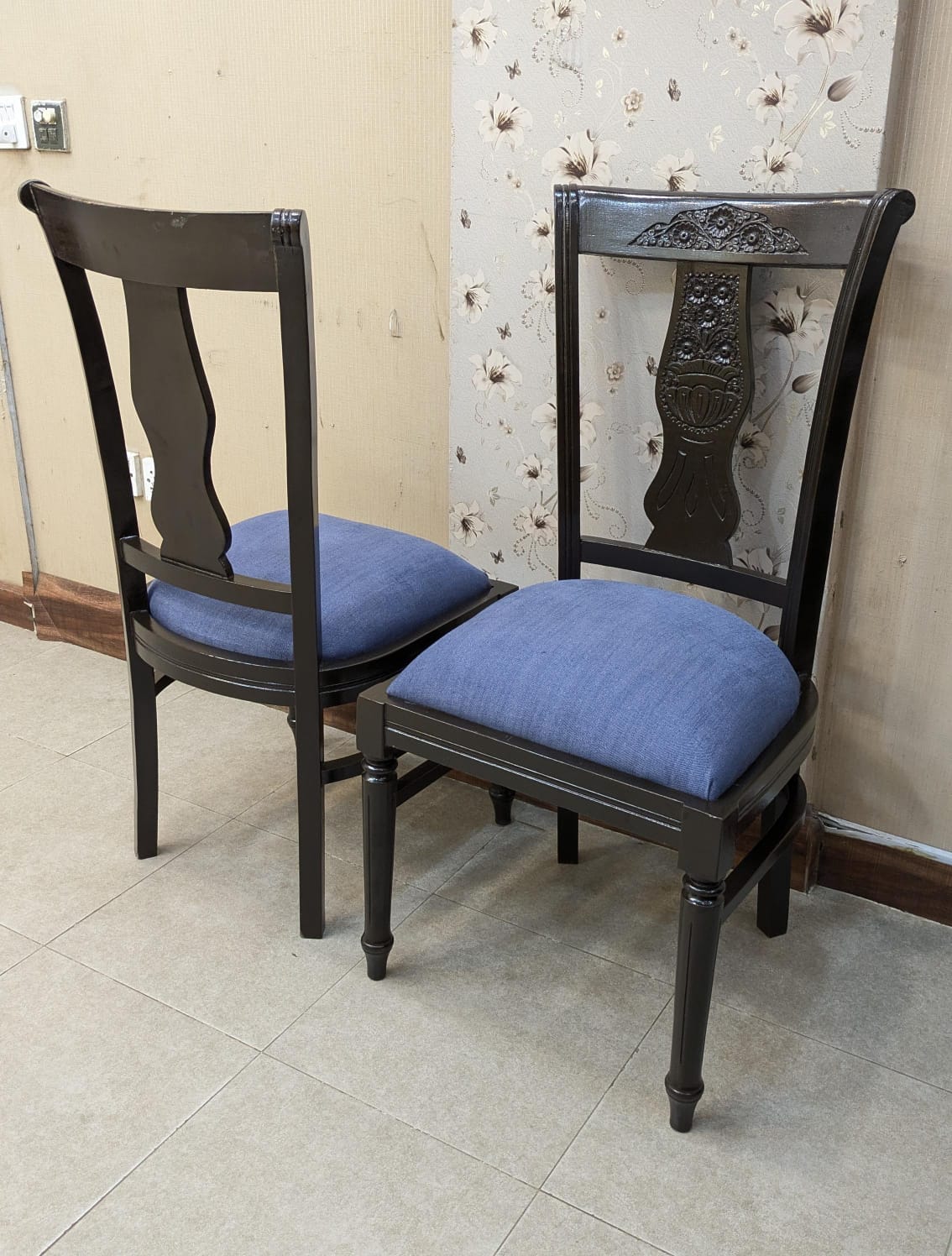6 Seater Dining Table