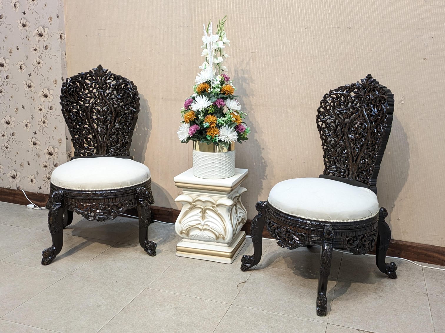 Solid Sheesham Wood Pair of Peri chairs