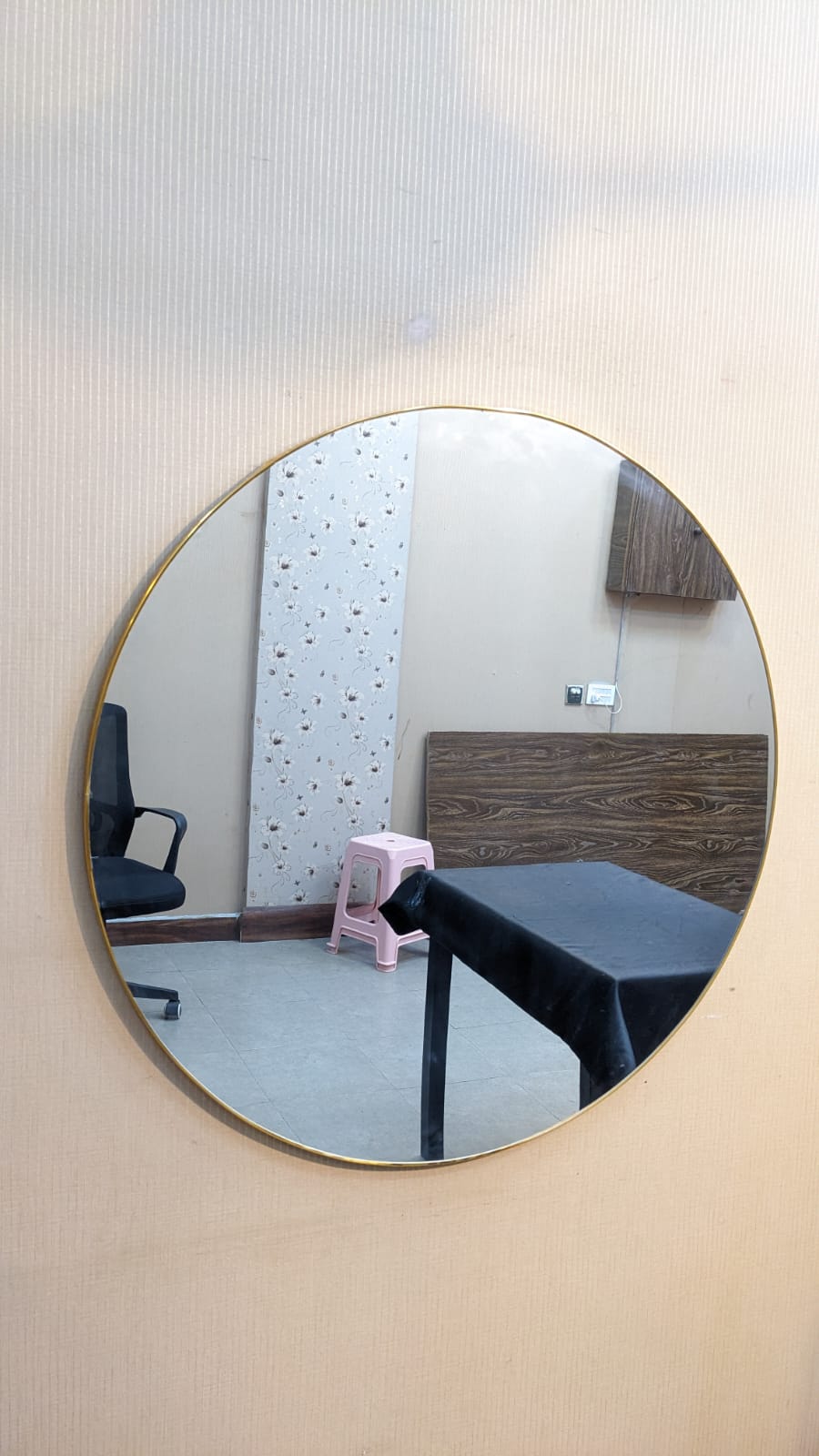New Round Wall Mounted Mirror