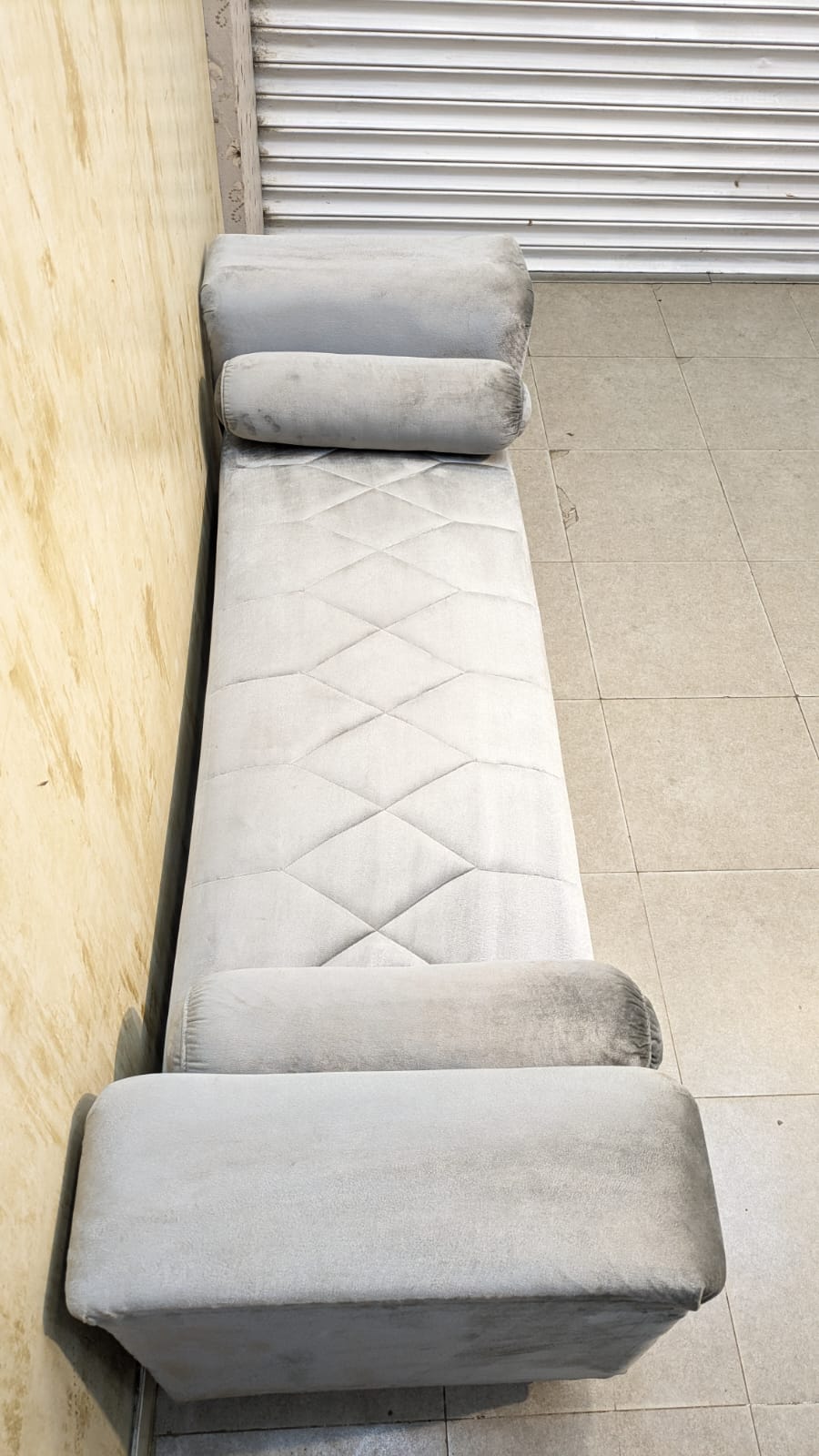 2.5 Seater Seattee