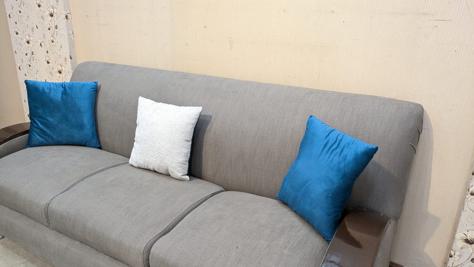 7 Seater Sofa Set