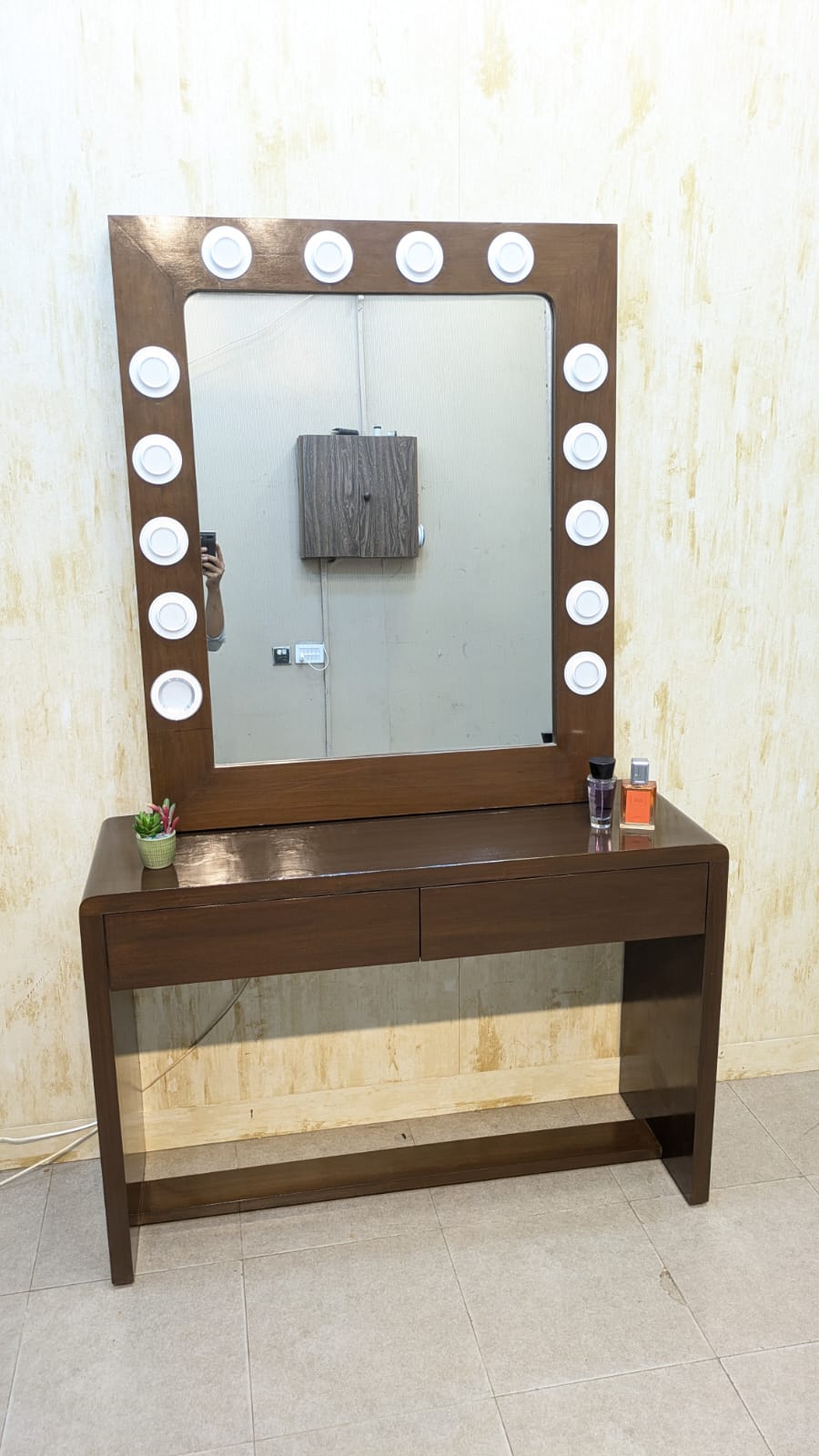 Console With Wall Mounted Mirror