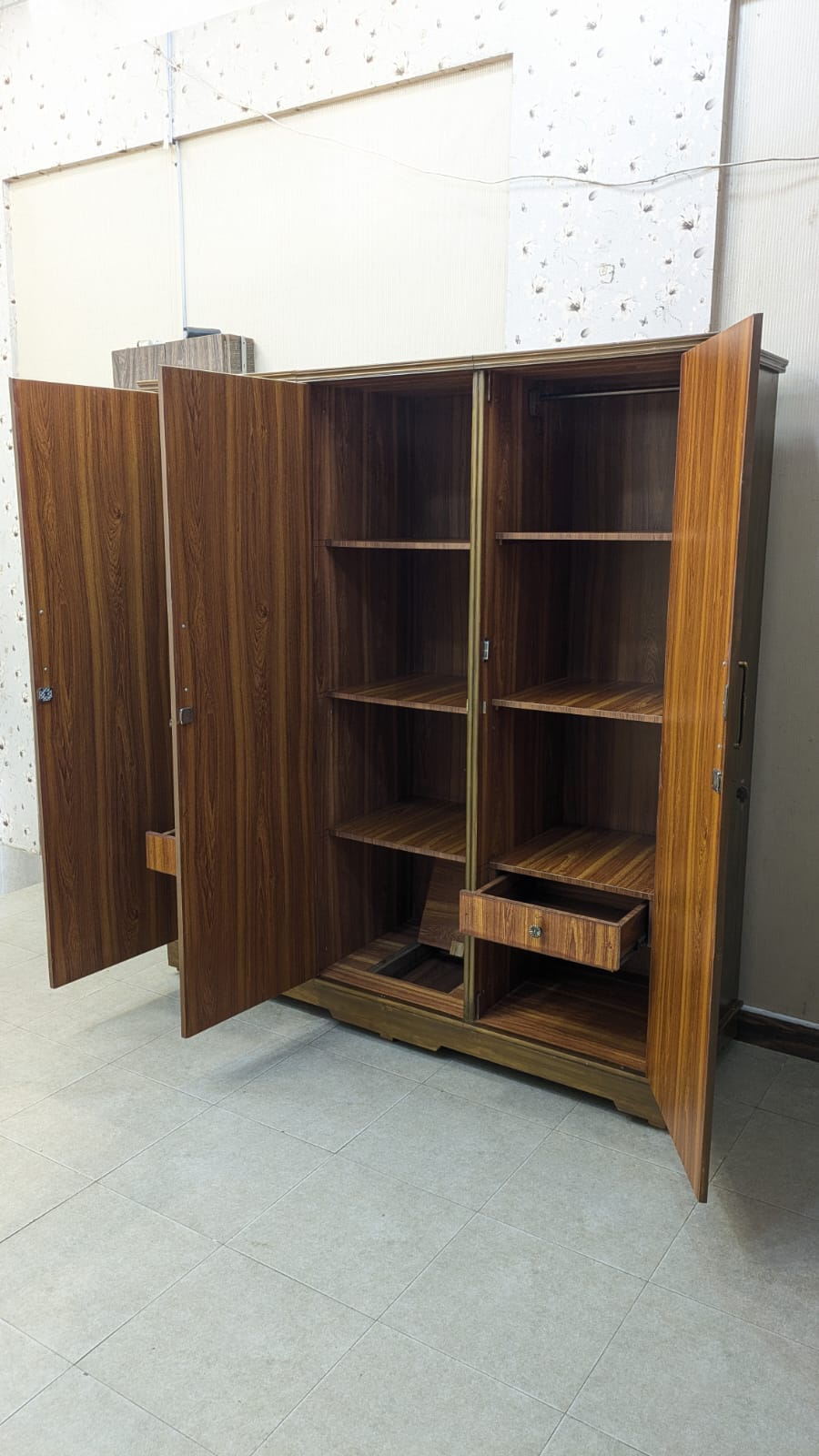 SHEESHAM WOOD KING SIZE BEDROOM SET