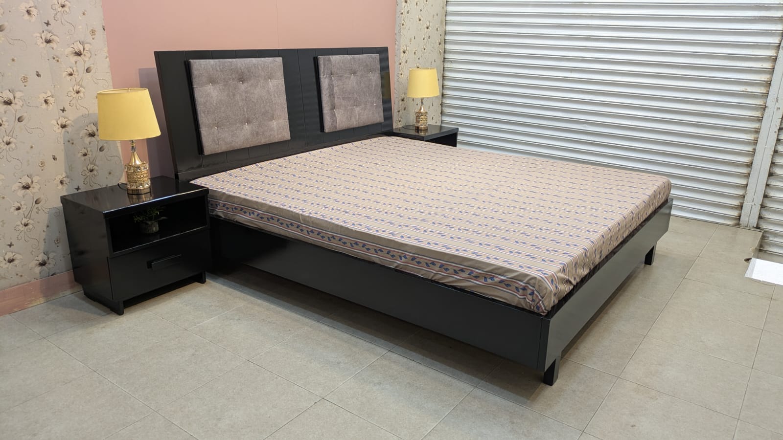 Habitt King Size Bed With 2 Side Tables