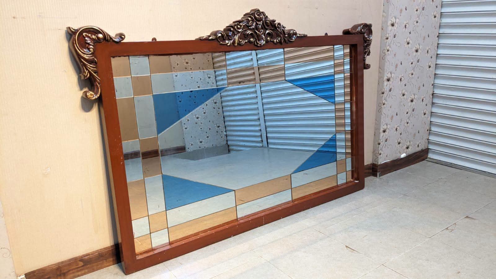 Premium Wall Mounted Mirror