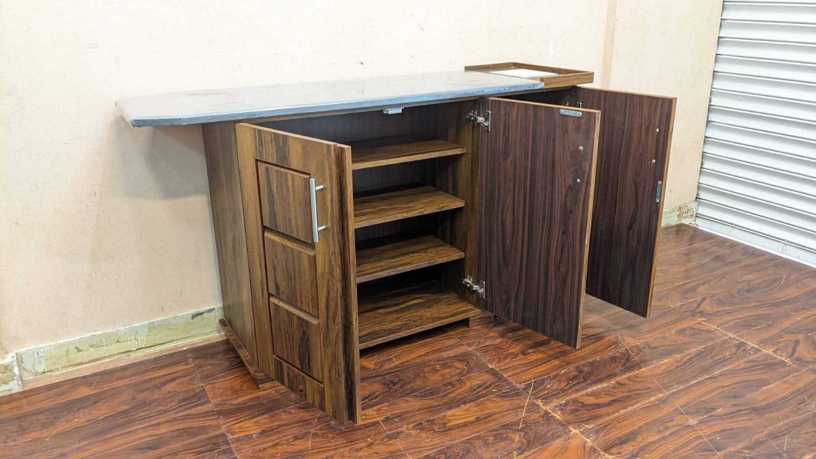 DivineCrafts Brand New Iron Table