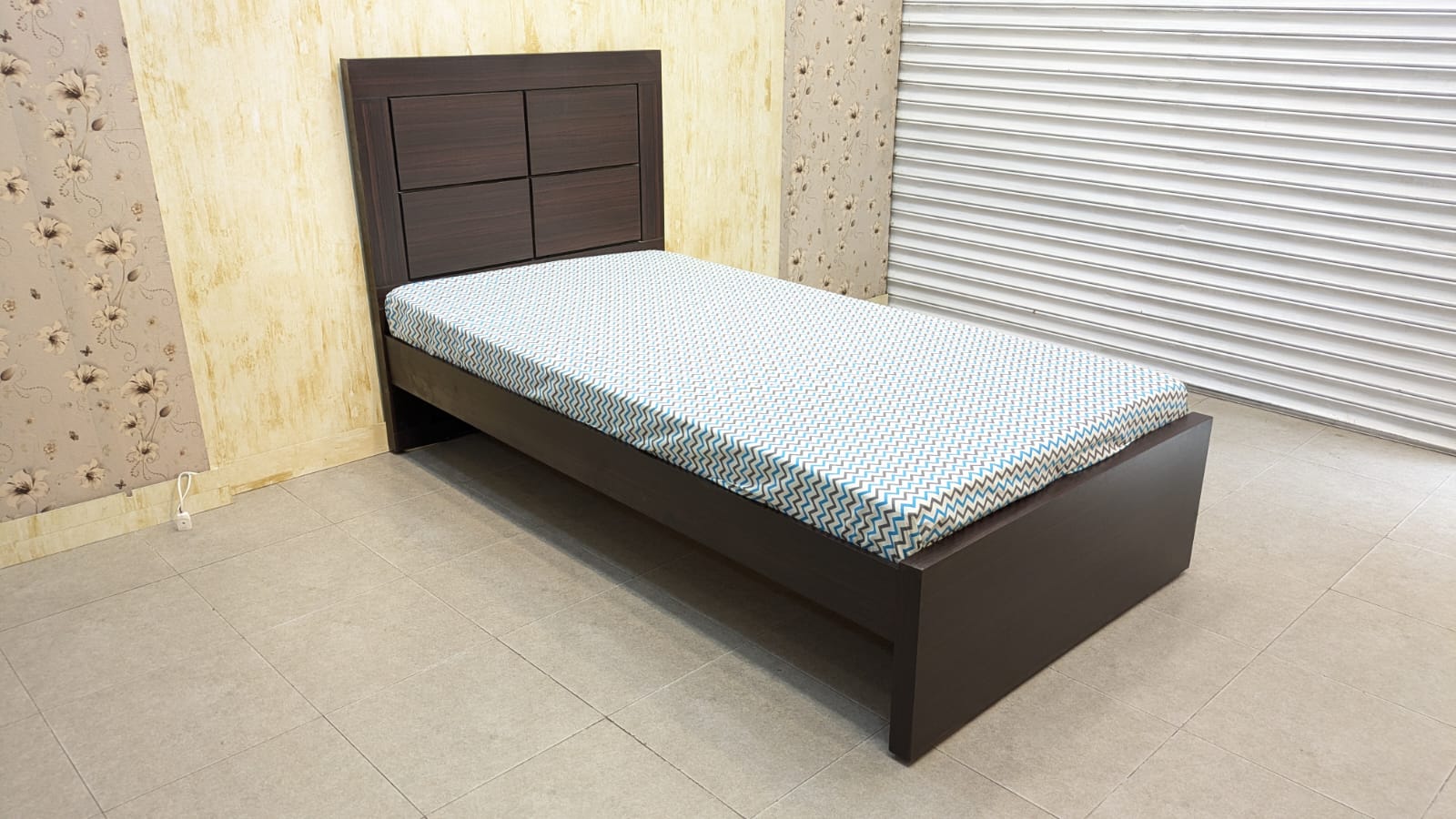 Single Bed with Mattress