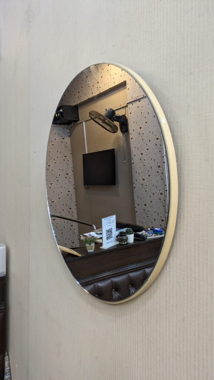BEAUTIFUL ROUND WALL MIRROR – SET OF 3 PIECES