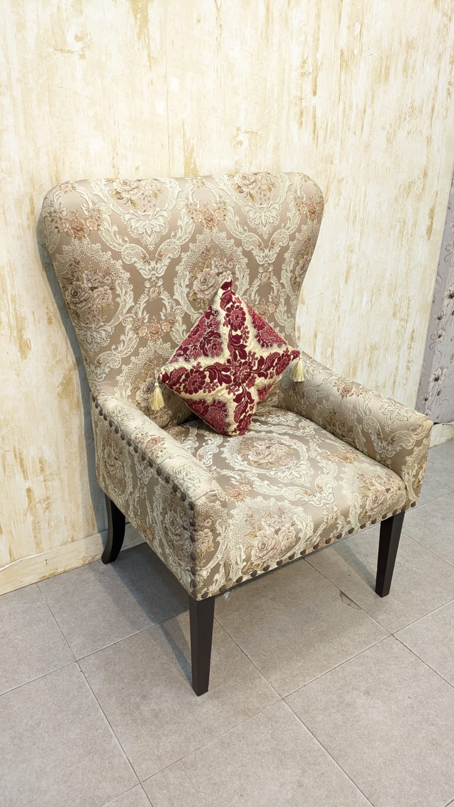High back chair