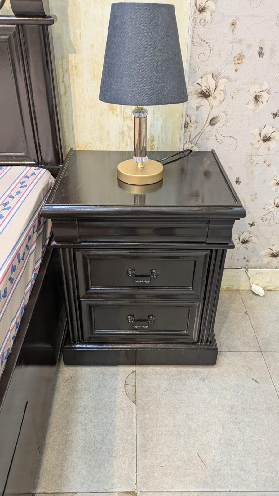 Queen Size Bed Set