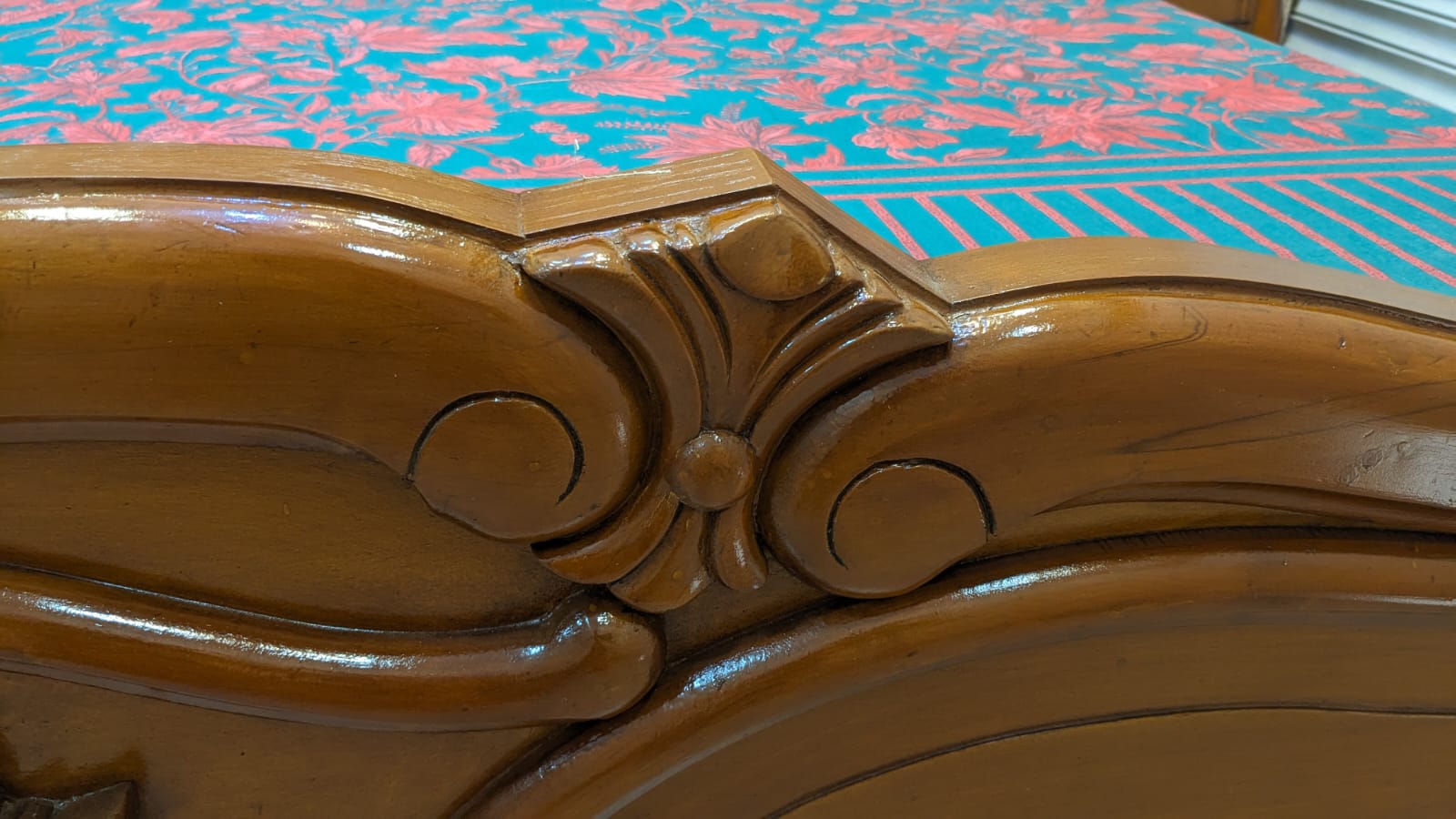 Diyar Wood and Ply King Size Bed with 2 Side Tables