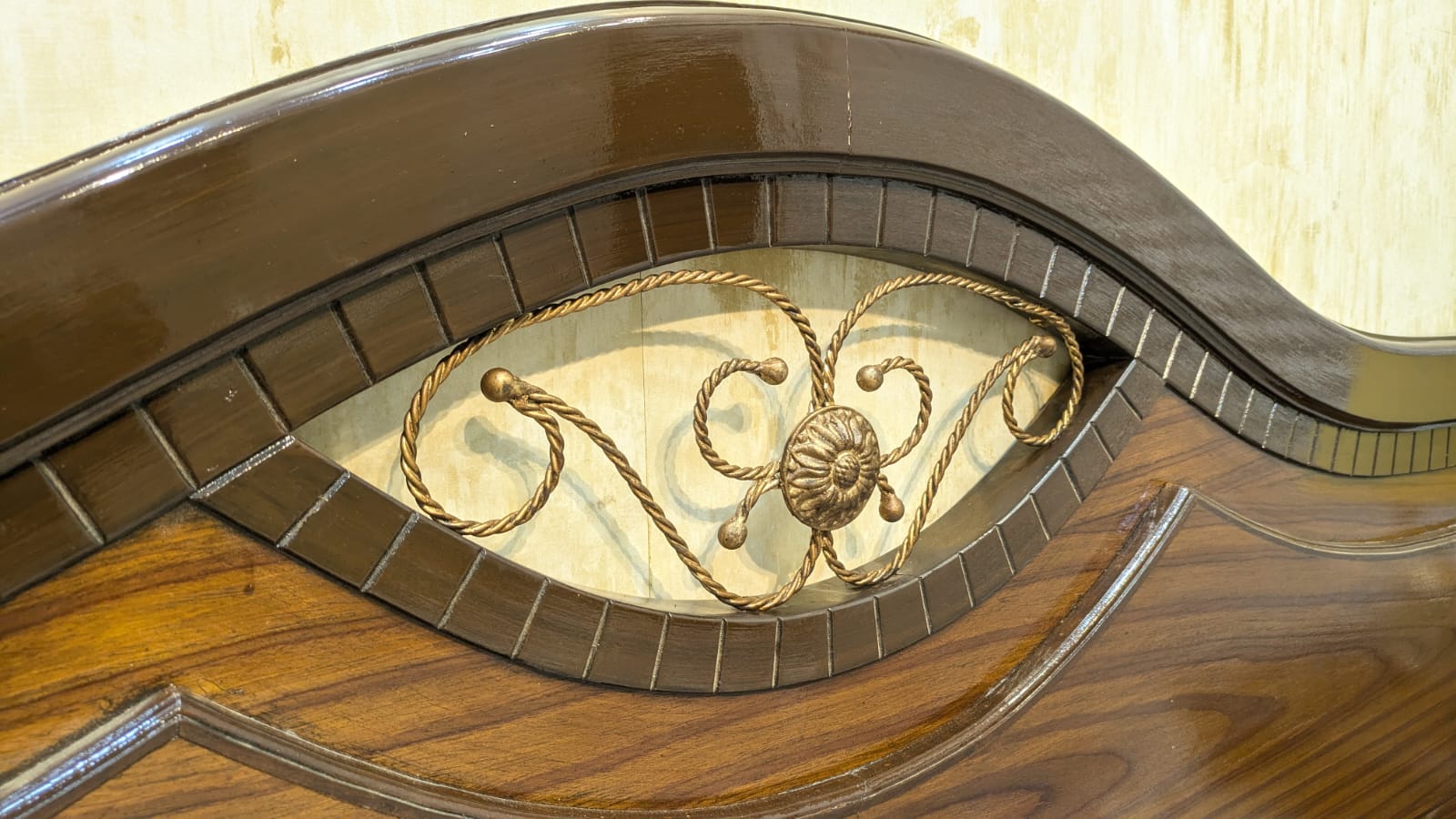 King size Bed Set