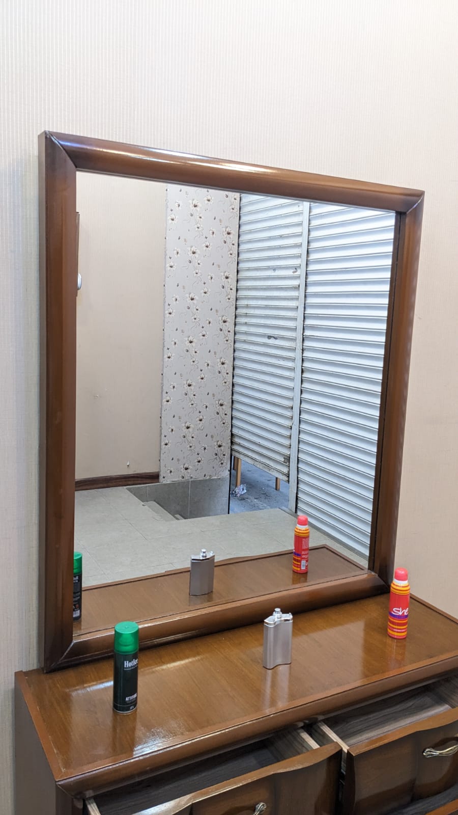 King Size Bedroom Set with Almirah