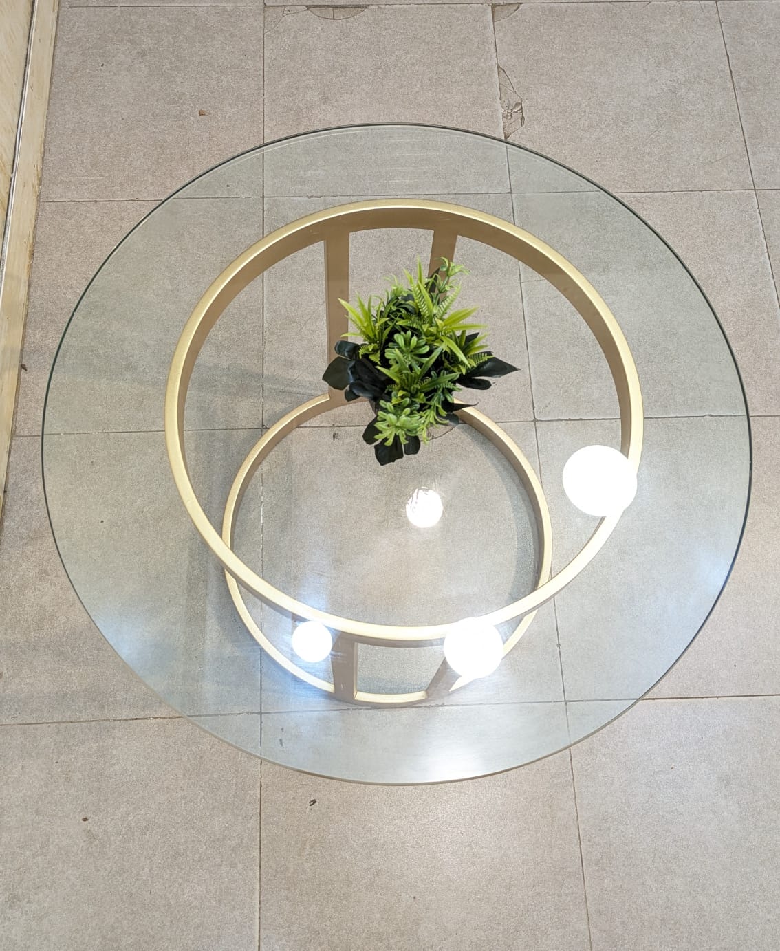 Corner Table