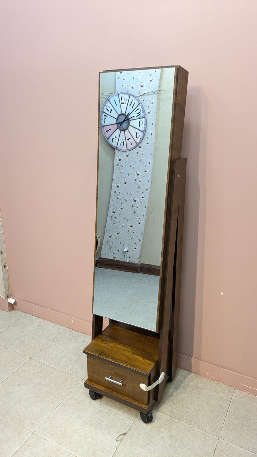 Smart Dressing Table