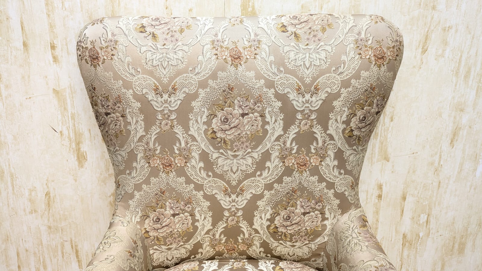 High back chair