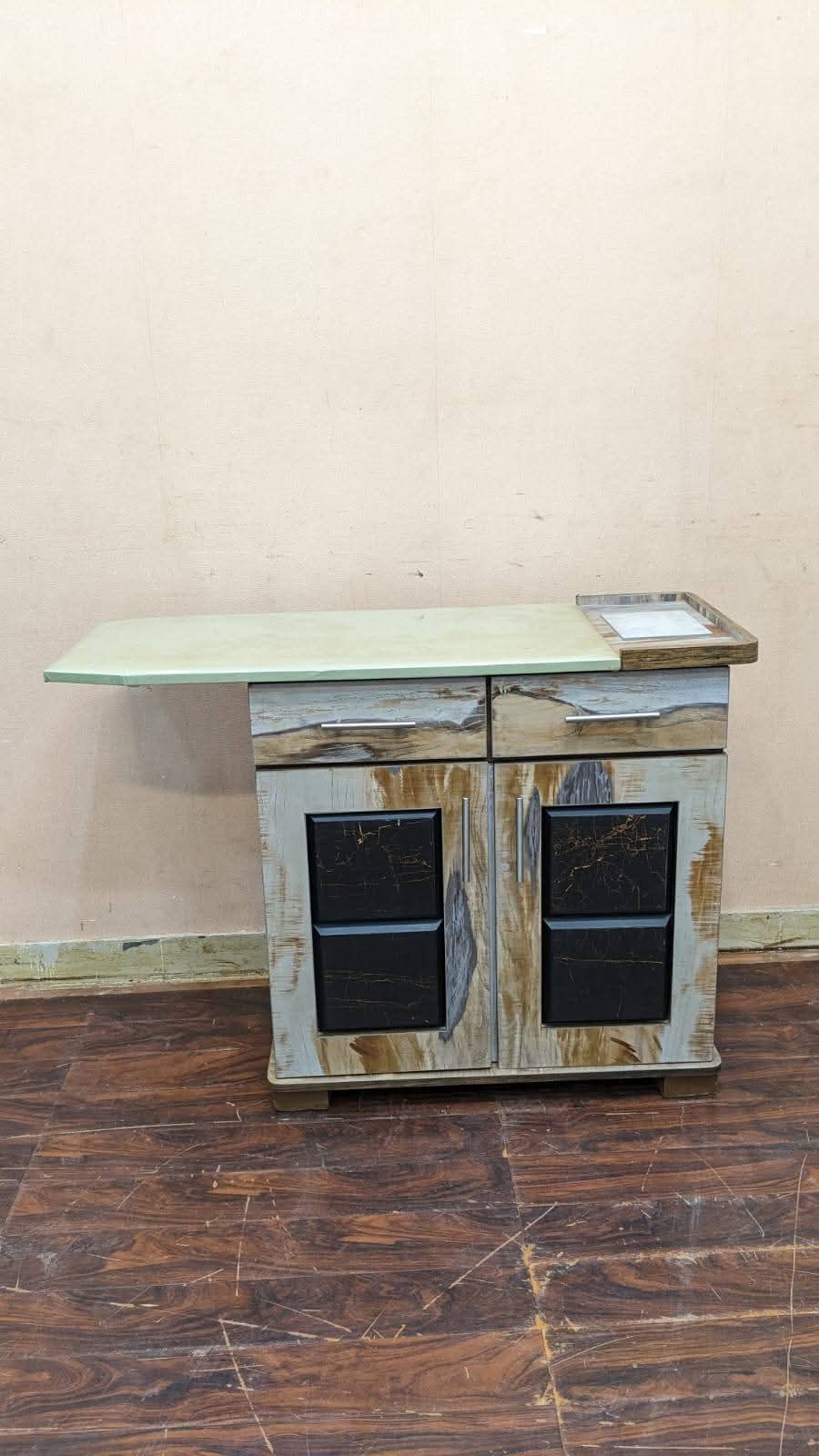 DivineCrafts Brand New Iron Table