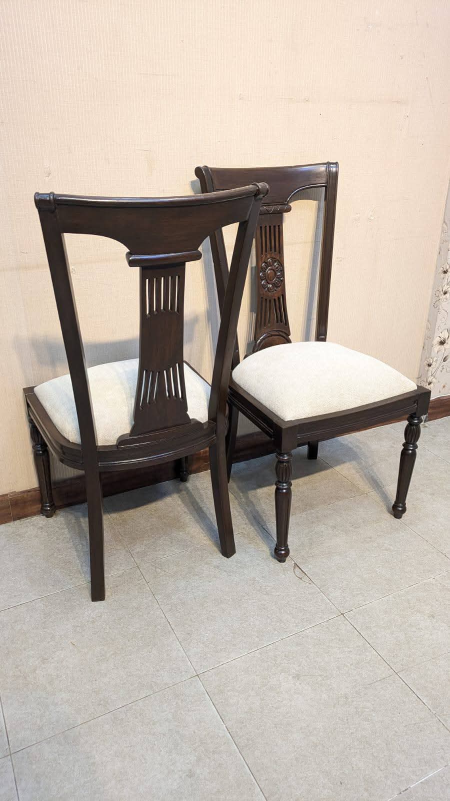 Solid Sheesham Wood 6 Seater Dining Table