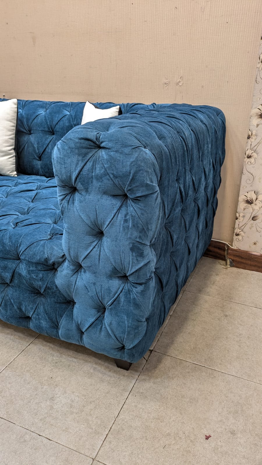 Luxury Design 5 Seater Sofa Set