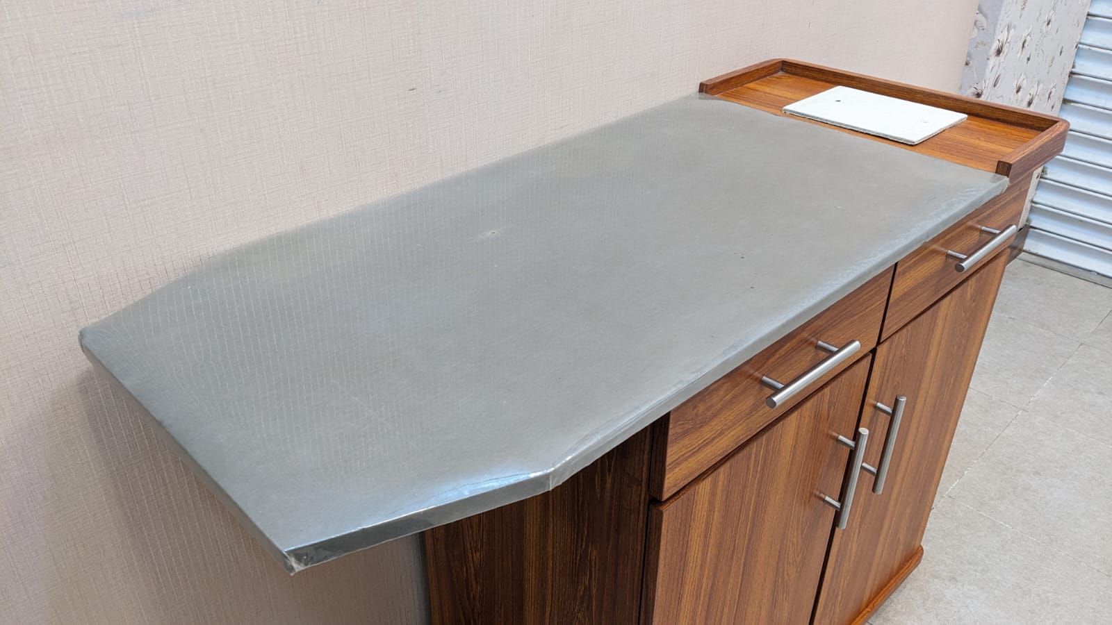 Divinecrafts Brand New Ironing Station