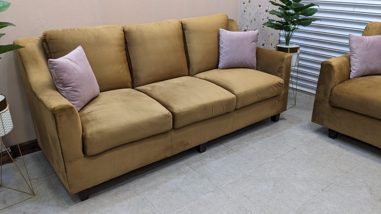 Comfortable 5 Seater Sofa Set
