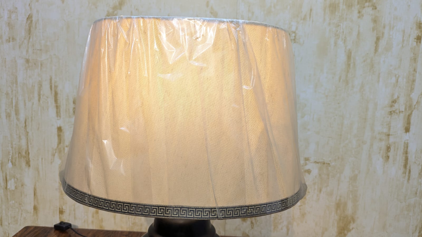 Imported Elegant Table lamp