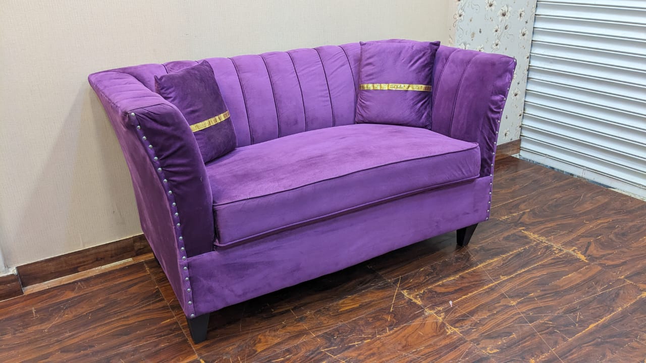 5 Seater Sofa Set with Center Table