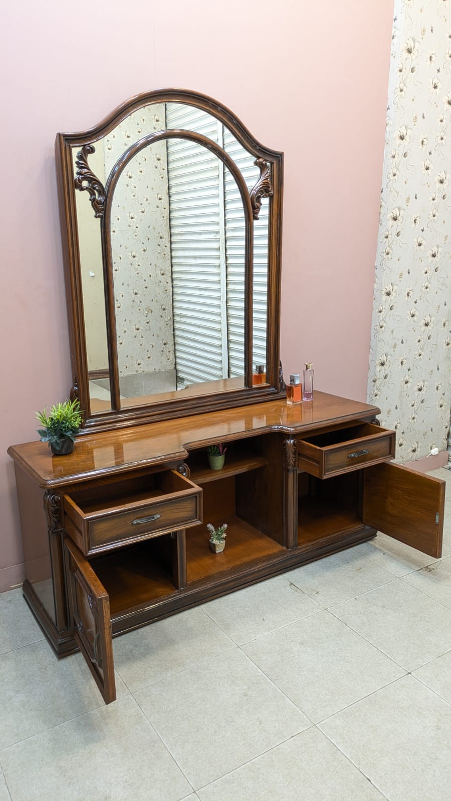 Sheesham Wood And Ply King Size Bed Set