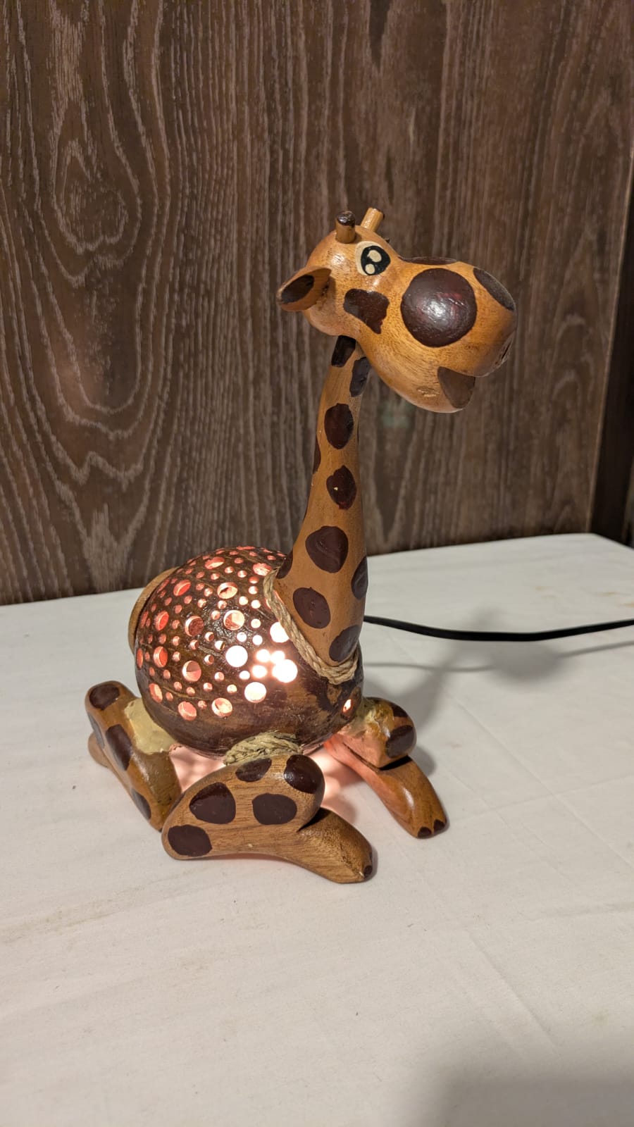 HANDMADE COCONUT SHELL GIRAFFE LAMP – IMPORTED