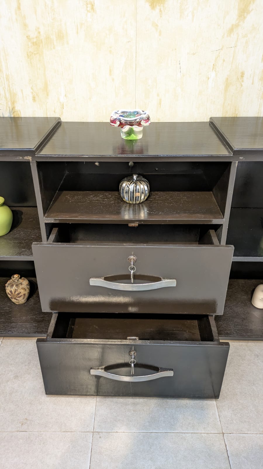 Elgent side Board