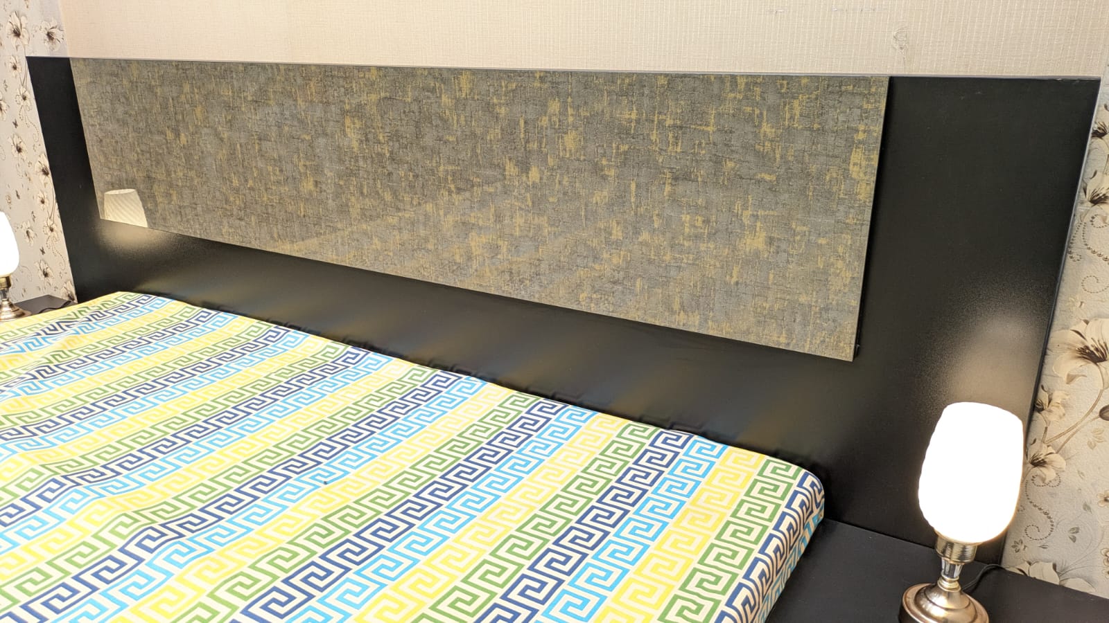 Habitt Novak King Size Bed With 2 Attached Side Tables