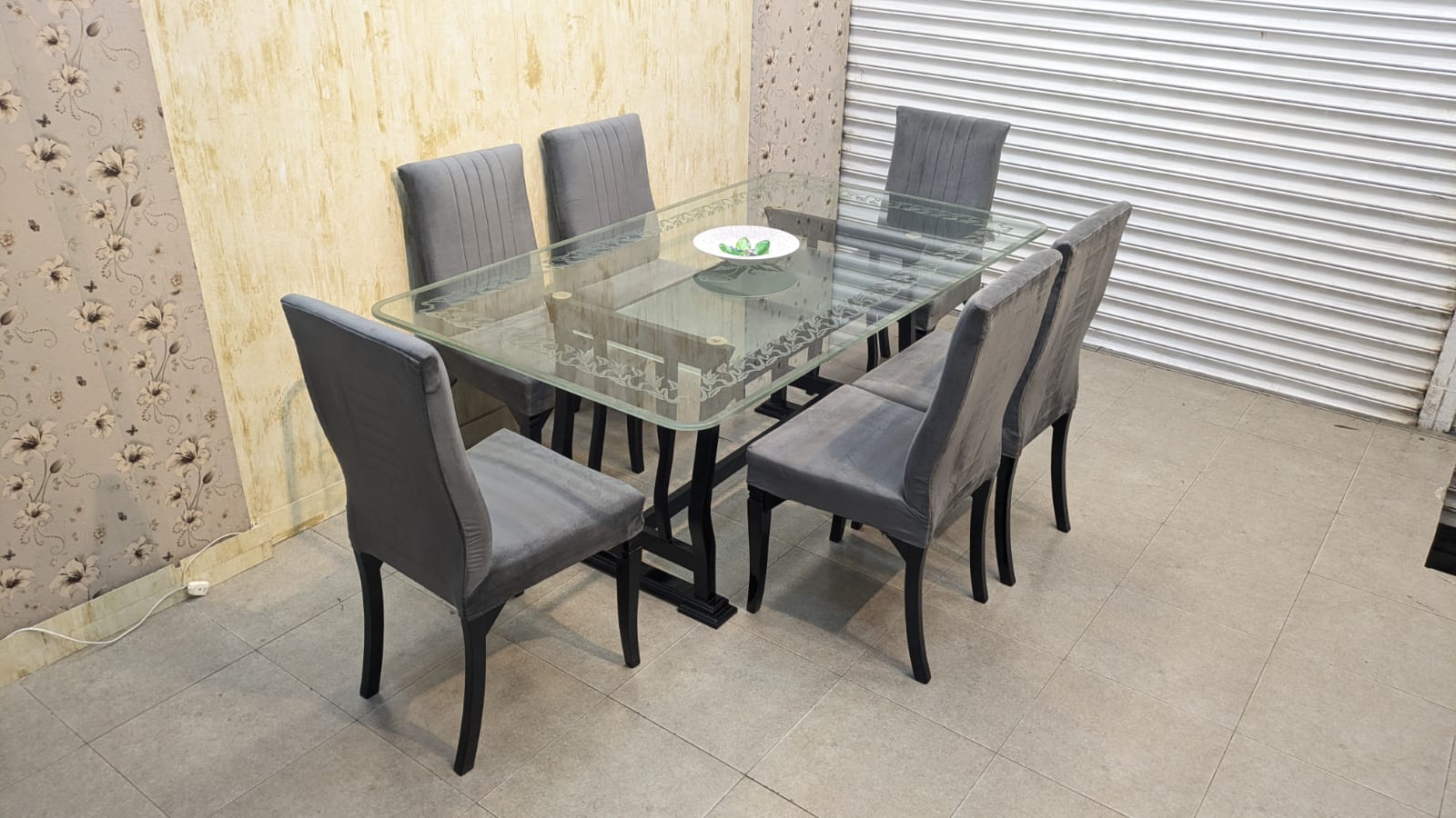 6 Seater Dining Table