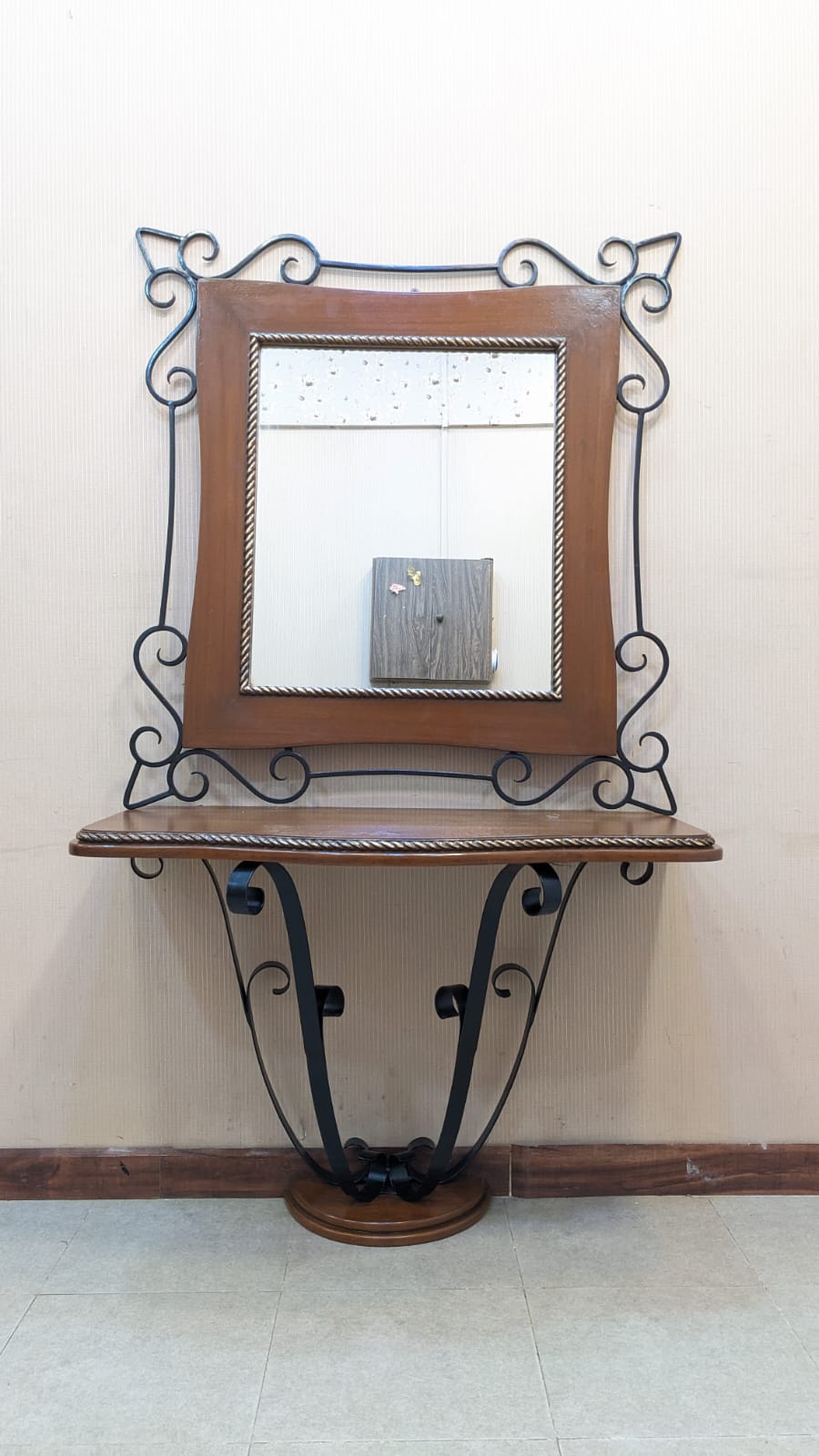 Console With Mirror
