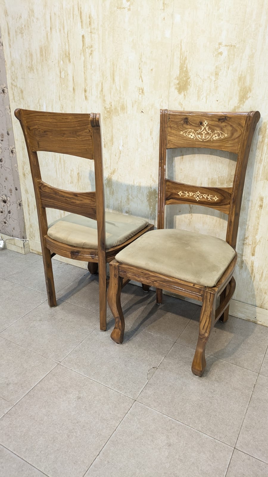 Solid Sheesham Wood 6 Seater Dining Table