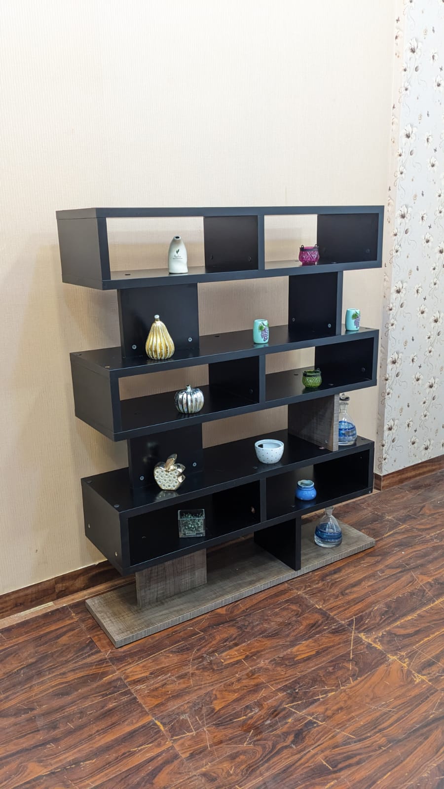 ✨ Imported ✨ Display Shelf