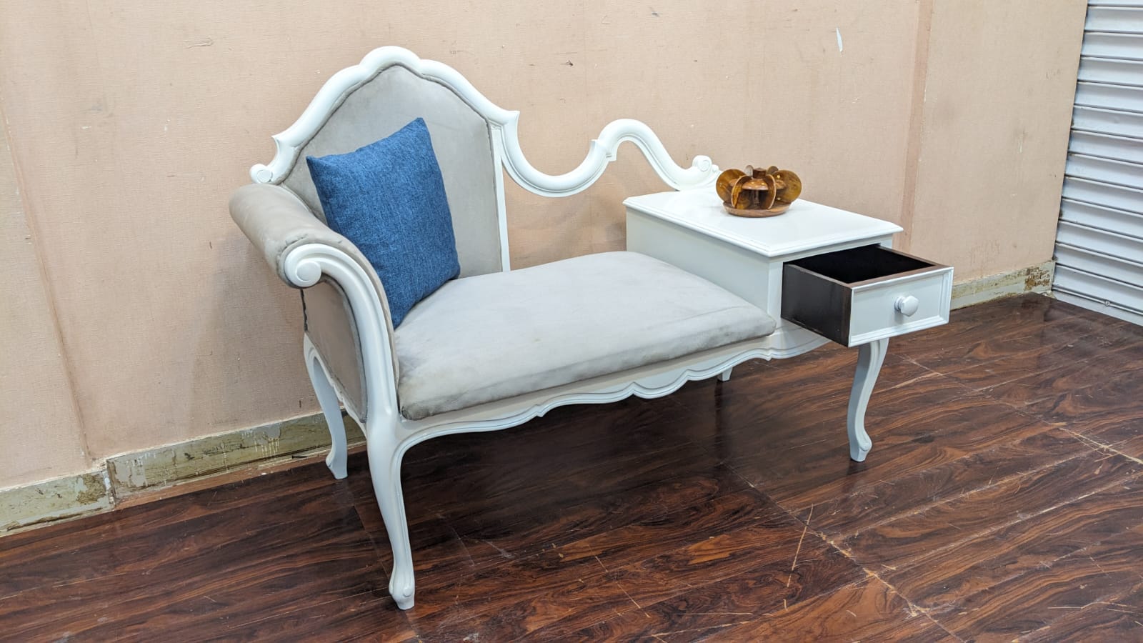 Solid Sheesham Wood Telephone Seattee