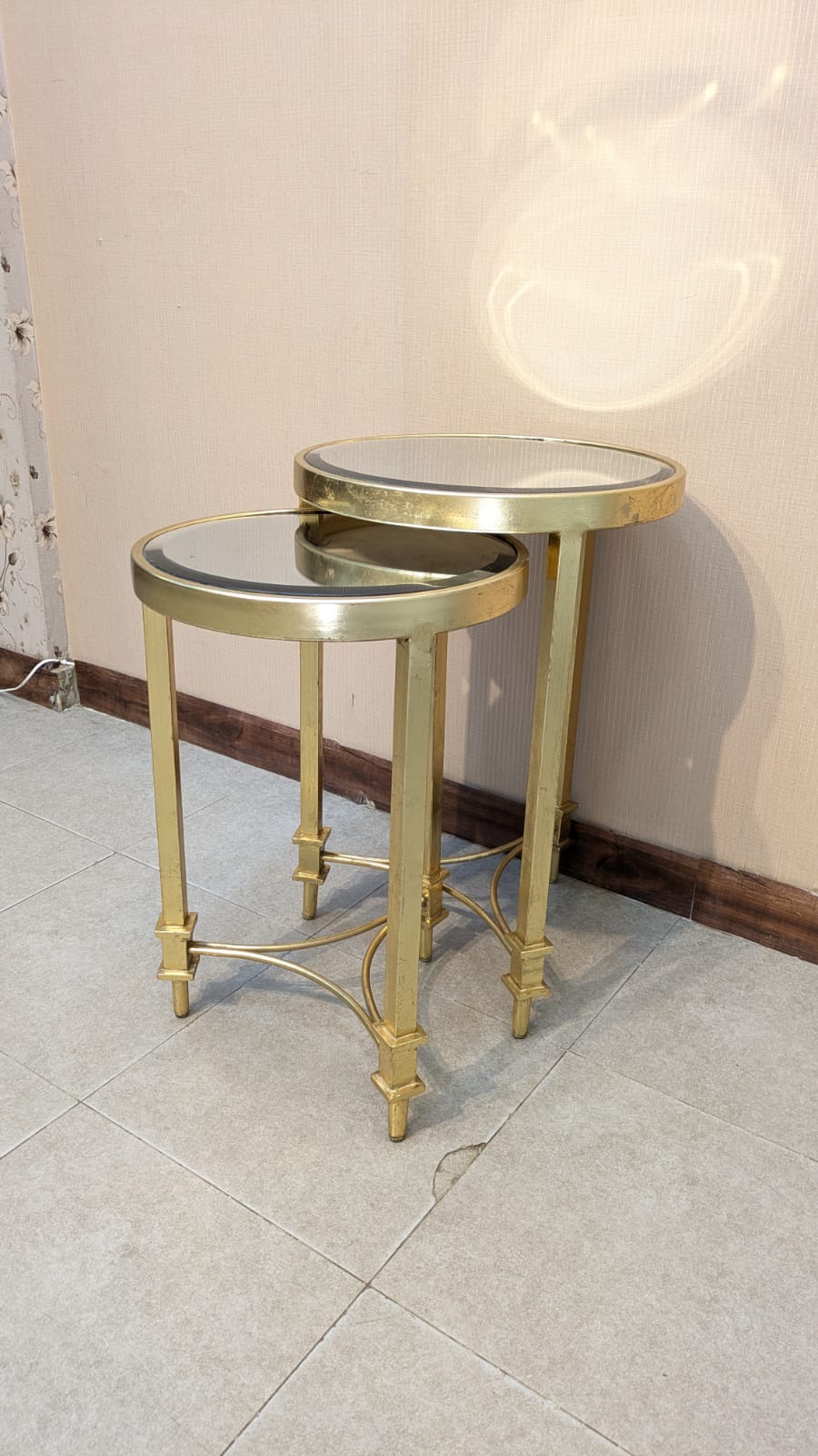 Nesting Tables Set