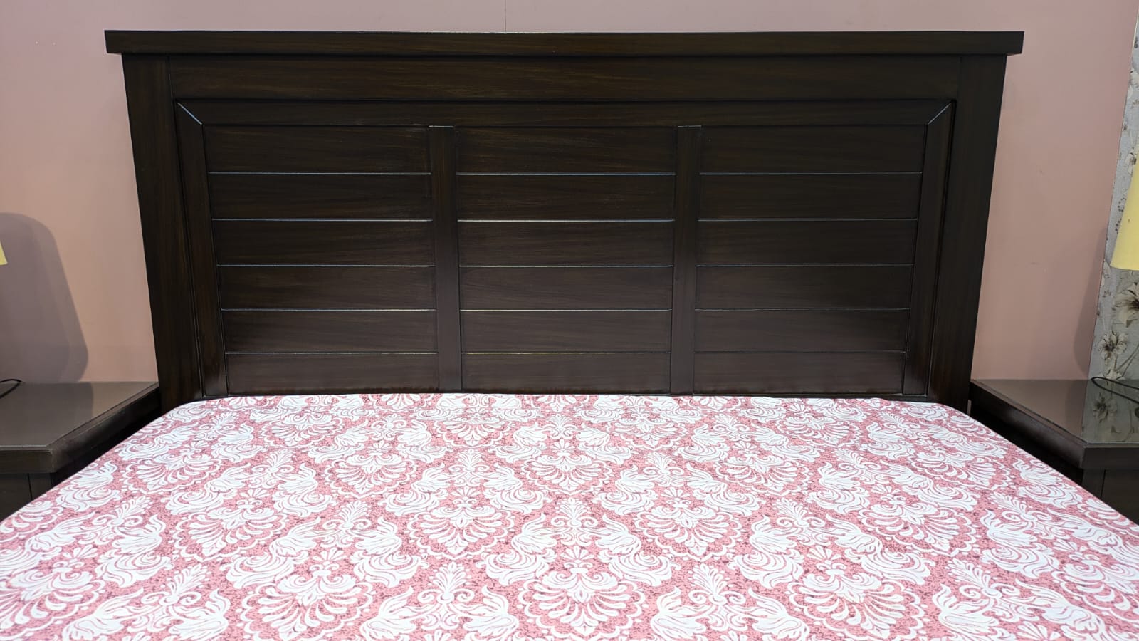 Elegant Queen Size Bed with 2 Side Tables