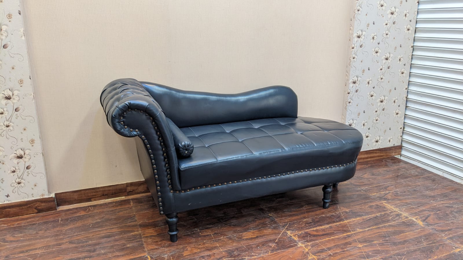 2 Seater Divan