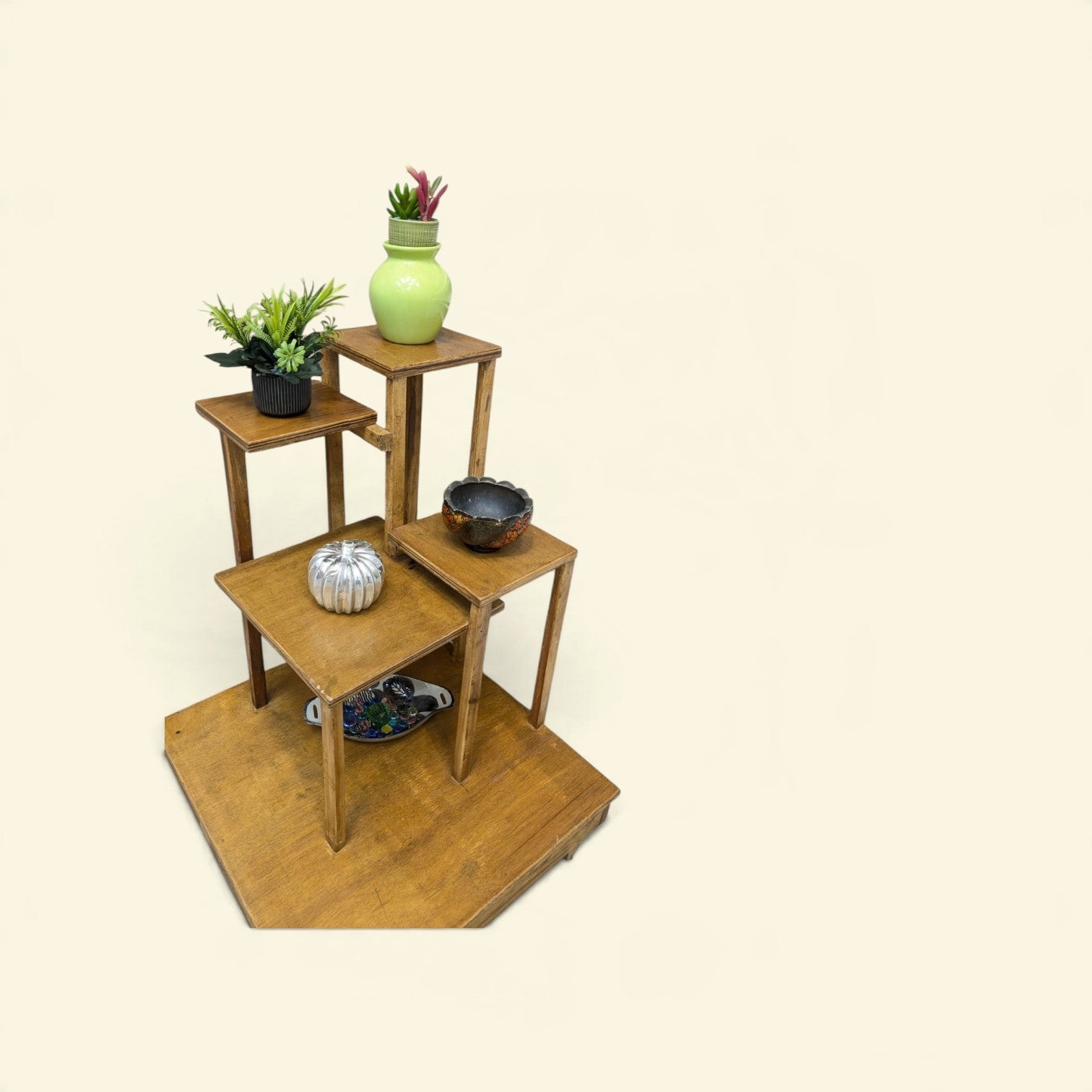 BRAND NEW BEAUTIFUL MULTI-LEVEL WOODEN DISPLAY STAND 🌿