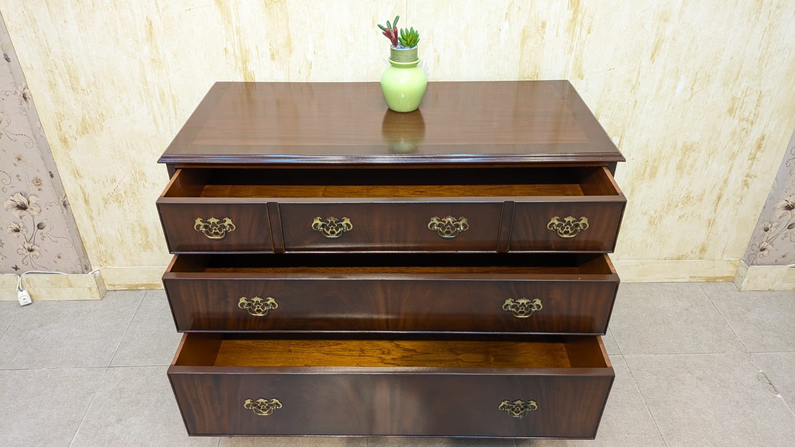 Imported Mahagony Bachelor Chest Of Drawers