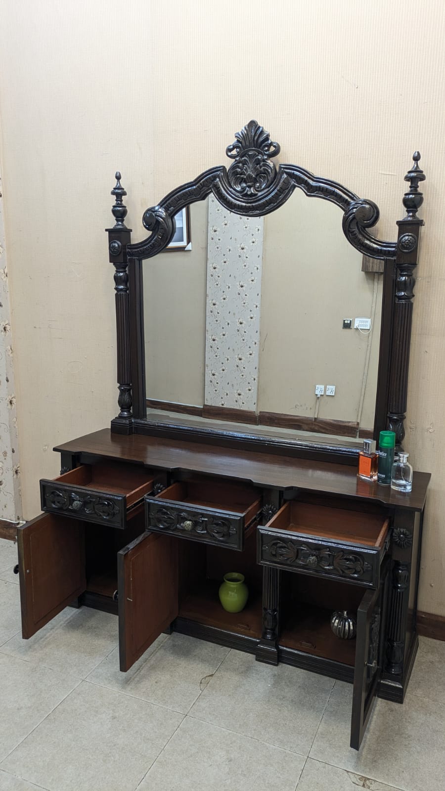 100% Solid Sheesham Wood King Size Bed Set