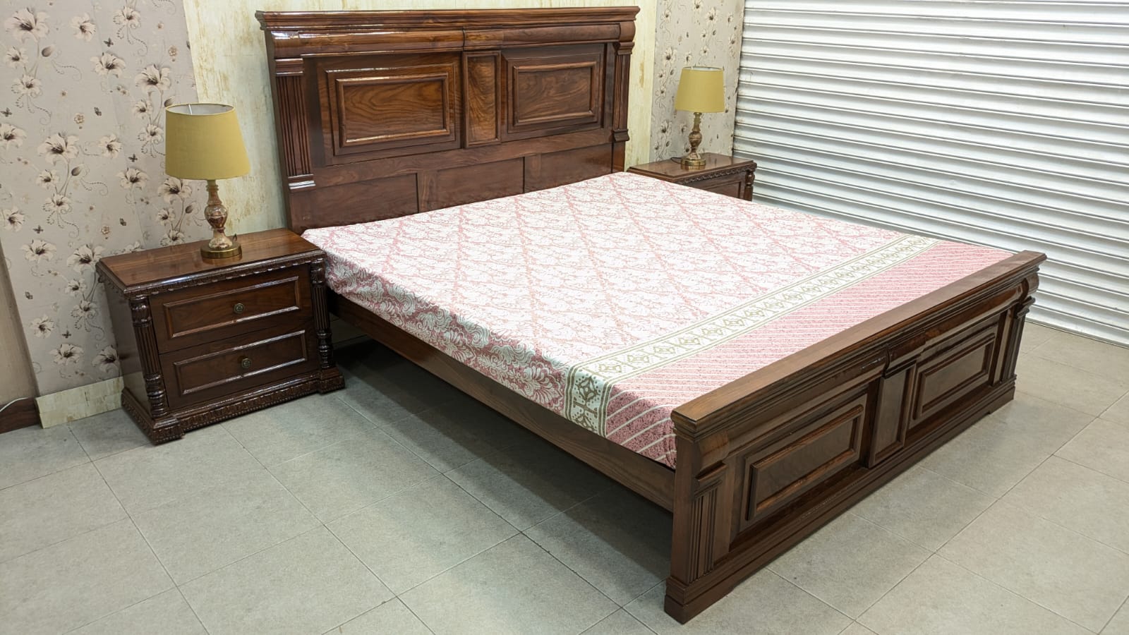 King Size Bed With 2 Side Tables and Mattress