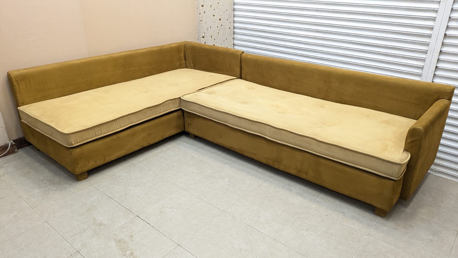 Comfortable 7 Seater L Shape Sofa Set