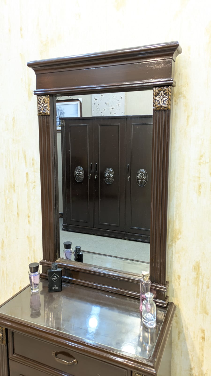 Queen Size Bedroom Set