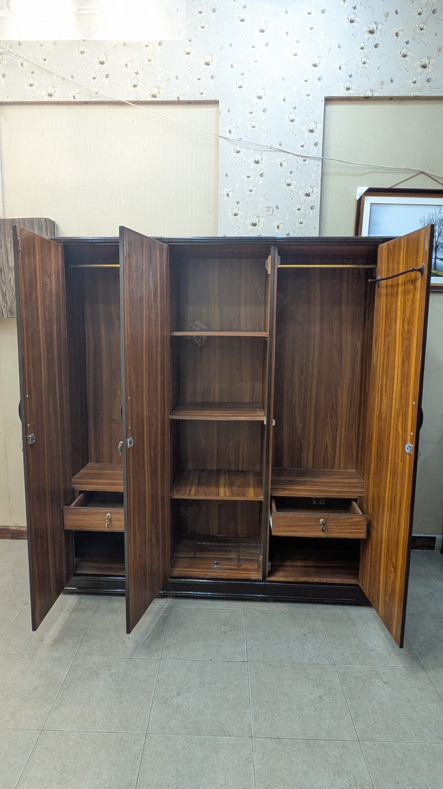 Queen Size Bedroom Set
