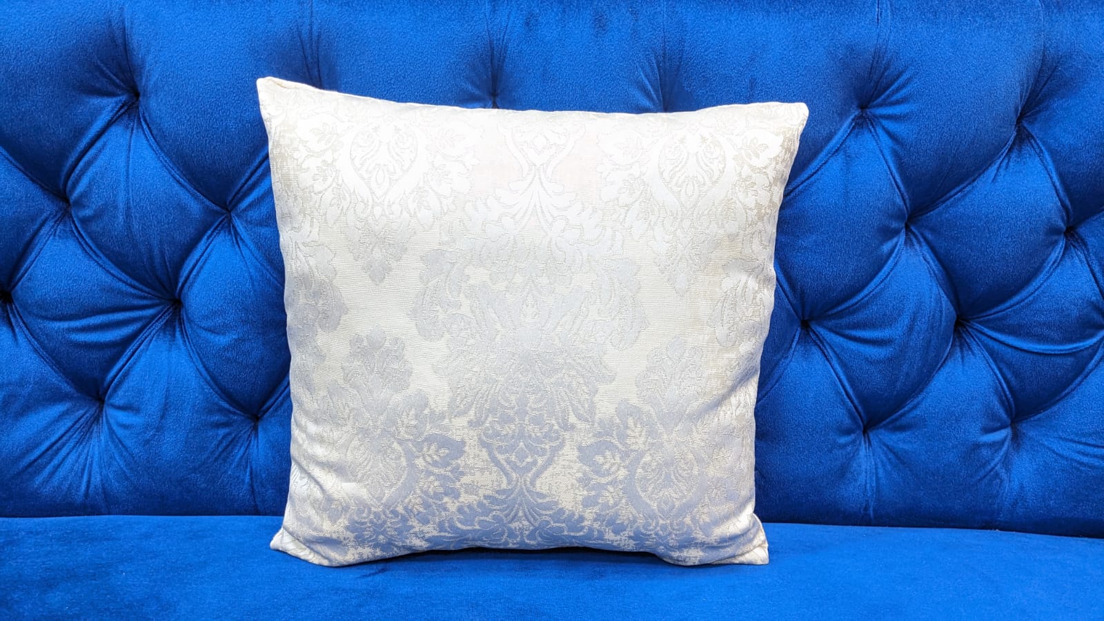 3 Seater Sofa with Center Table