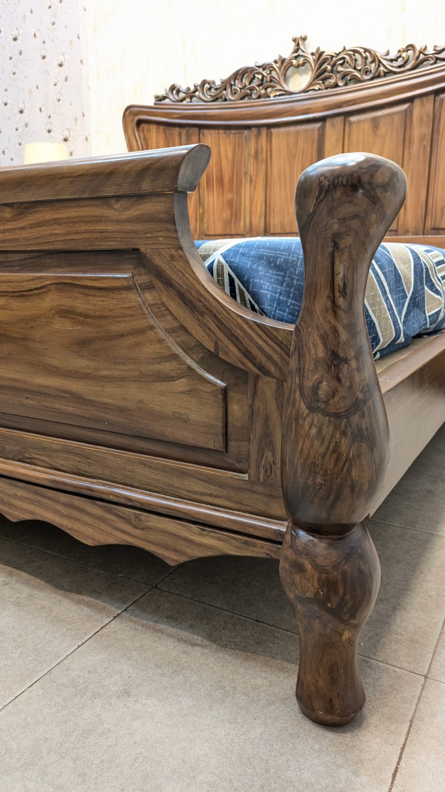 SHEESHAM WOOD KING SIZE BEDROOM SET