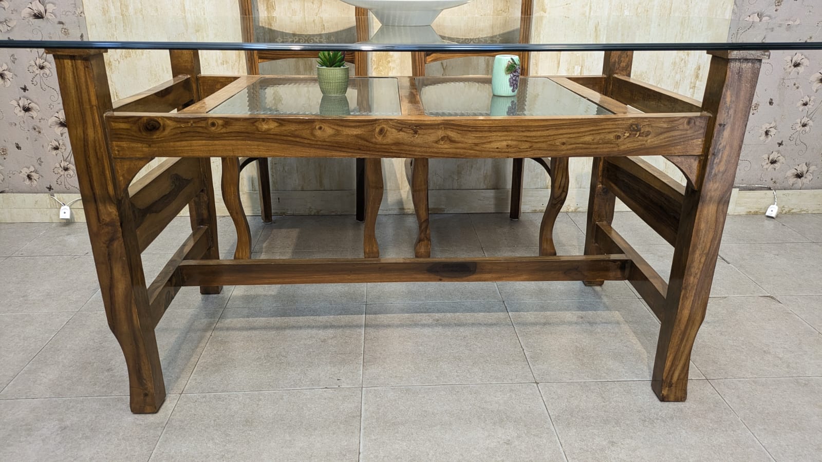 Solid Sheesham Wood 6 Seater Dining Table